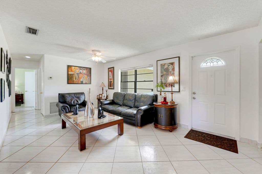 3-bedroom Single-Family Home — 9235 Saddlecreek Drive