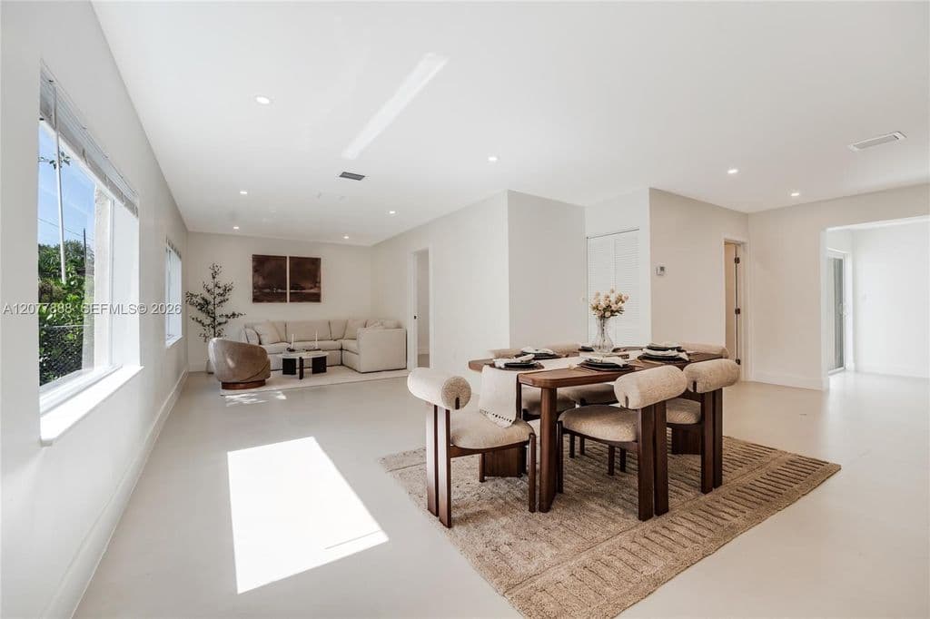 3-bedroom Single-Family Home — 8318 NE 3rd Ct