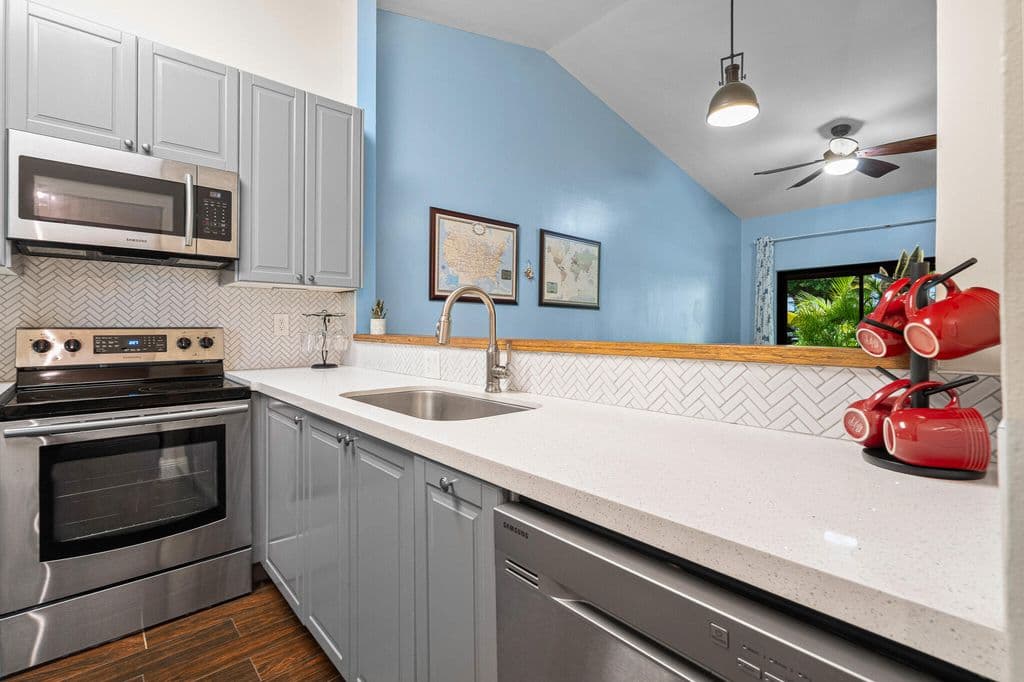 2-bedroom Single-Family Home — 7660 NW 96TH Terrace