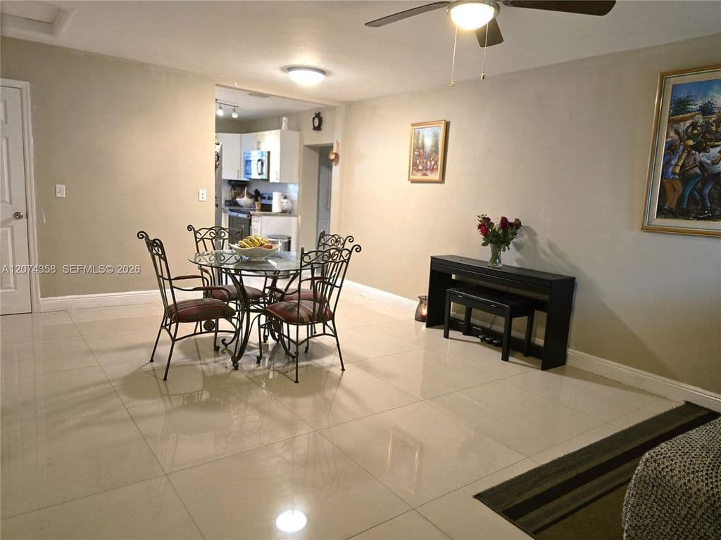 3-bedroom Single-Family Home — 6626 SW 1st Ct