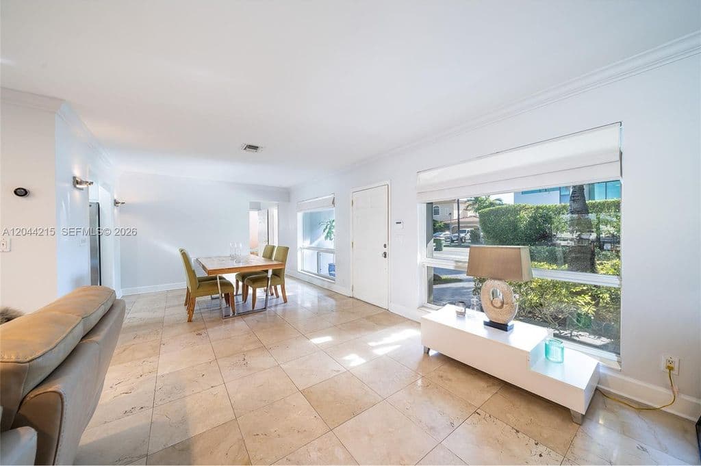 3-bedroom Single-Family Home — 13140 Coronado Dr