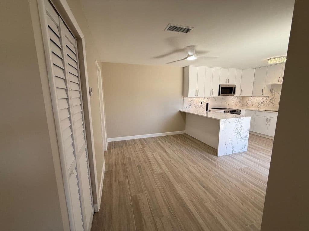 2-bedroom Property — 79 Lake Arbor Drive #79