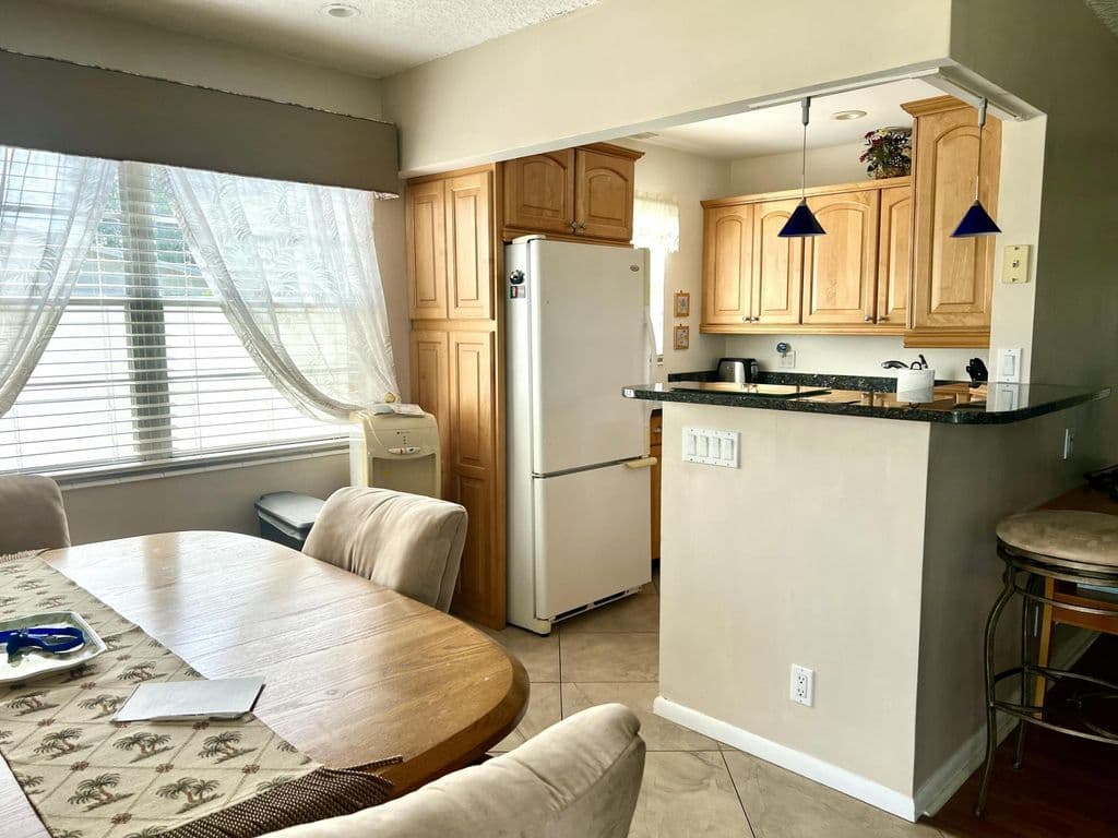 2-bedroom Condo — 328 Farnham P