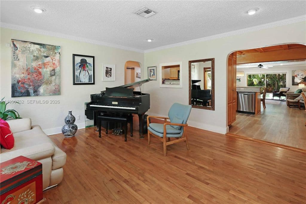 3+1 Müstakil ev — 1410 Fletcher St