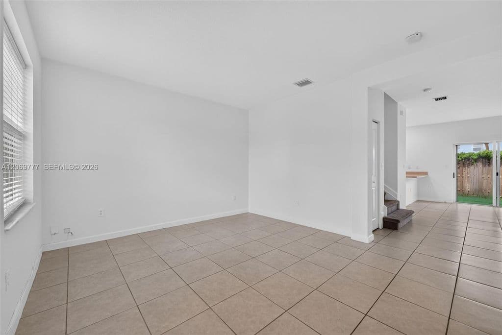 3-bedroom Property — 1586 SE 27th Ter #1586