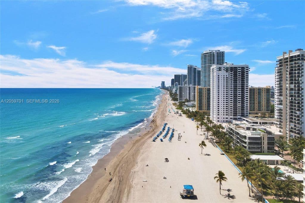 2+1 Condo — 2201 S Ocean Dr APT 604
