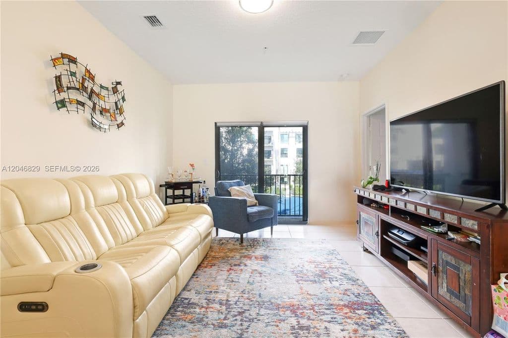 3+1 Condo — 4636 NW 84th Ave #22