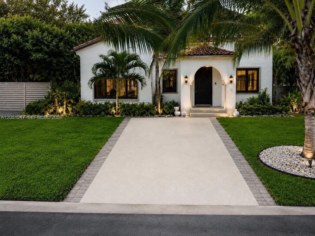 4+1 Müstakil ev — 76 NW 97th St