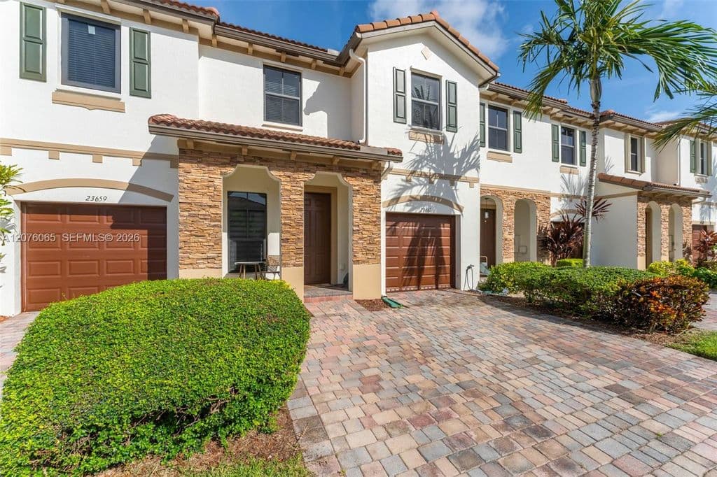 3-bedroom Property — 23667 SW 118th Ave