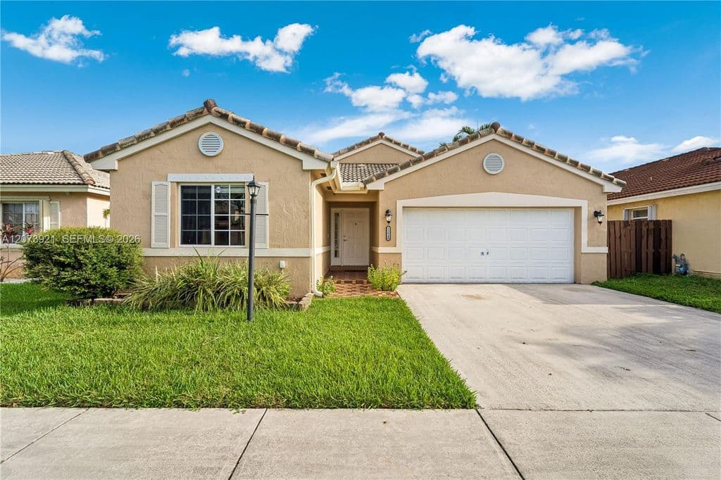 3+1 Müstakil ev — 15840 SW 85th St
