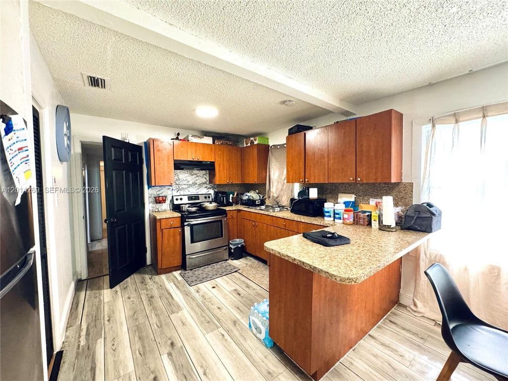 4-bedroom Single-Family Home — 1484 NW 60th St
