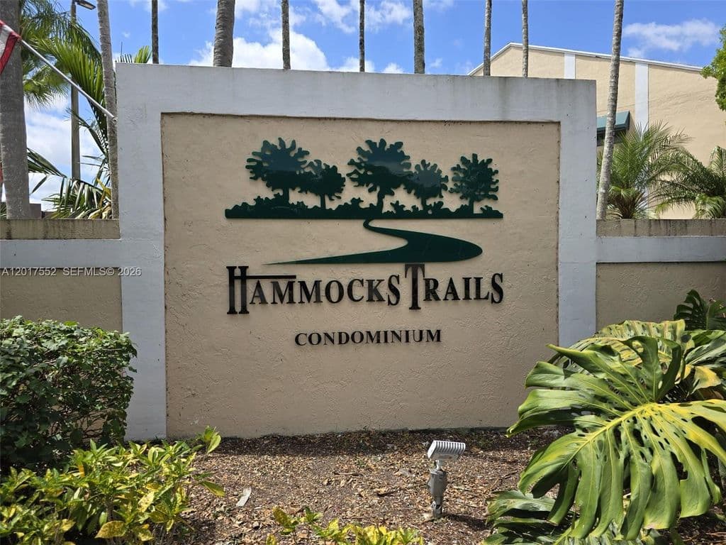2+1 Condo — 15320 SW 106th Ter APT 1108