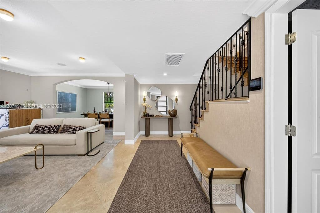 4-bedroom Single-Family Home — 1043 Alfonso Ave