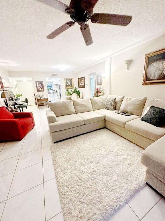 2+1 Condo — 3475 Broken Woods Drive #101