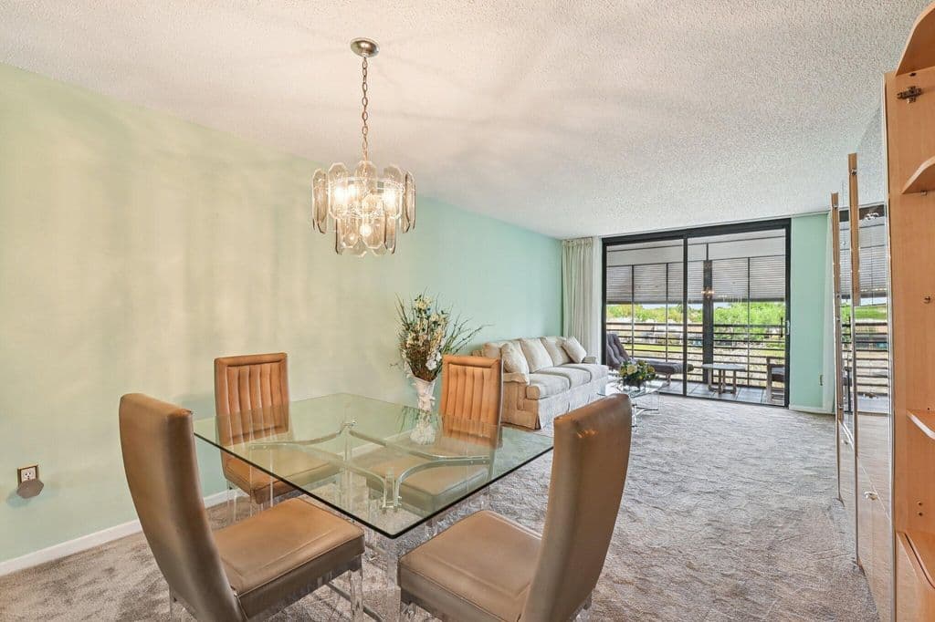 1+1 Condo — 1101 Colony Point Circle #404