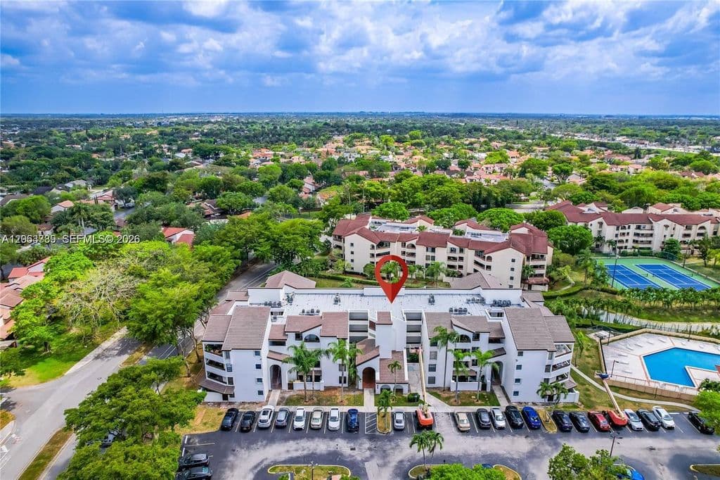 3-bedroom Condo — 9140 SW 123rd Ct APT 203Q