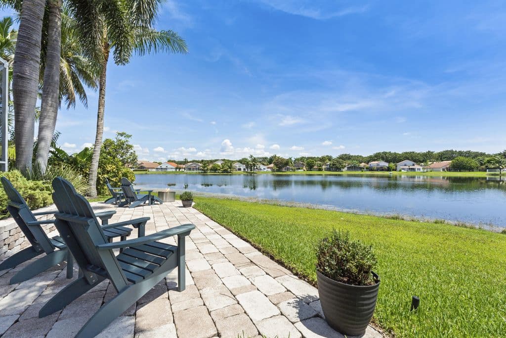 4-bedroom Single-Family Home — 7960 La Rose Court