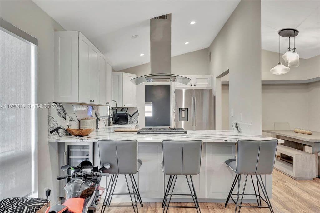 3+1 Müstakil ev — 3043 Hayes St