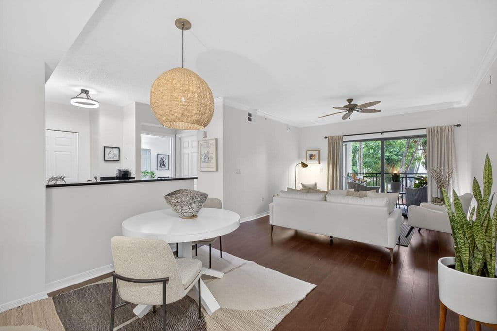 2+1 Condo — 4903 Midtown Lane #3203