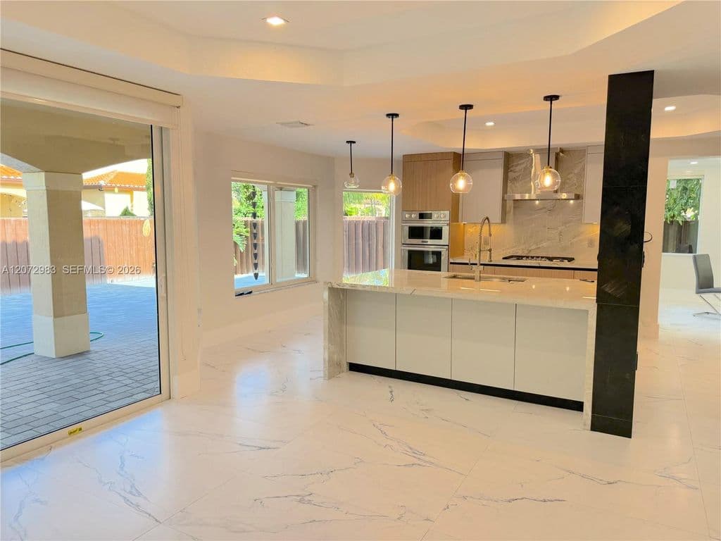 4-bedroom Single-Family Home — 3121 SW 156th Ave