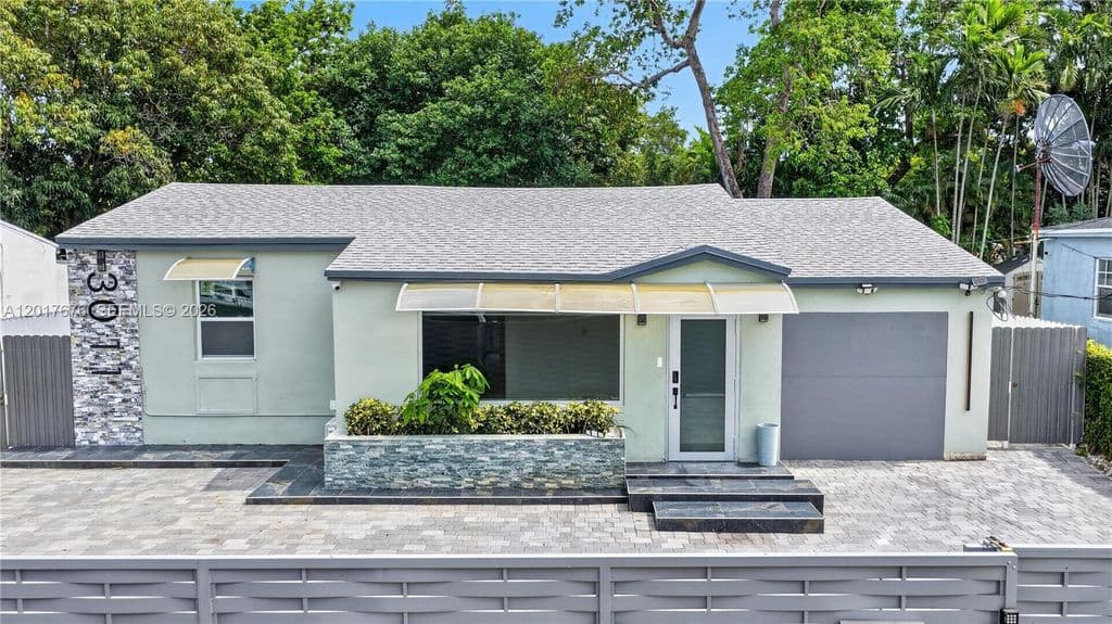 3+1 Müstakil ev — 1130 NW 57th St