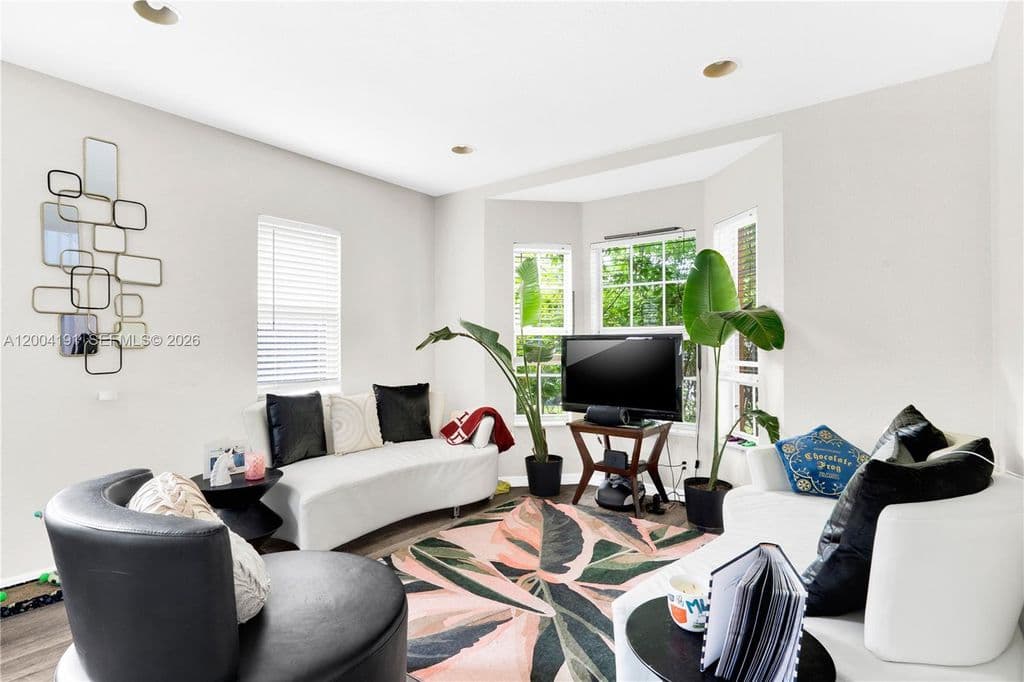 3+1 Müstakil ev — 9031 SW 208th Ter