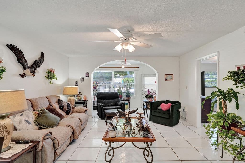 2+1 Condo — 2651 Sunrise Lakes Drive E #104
