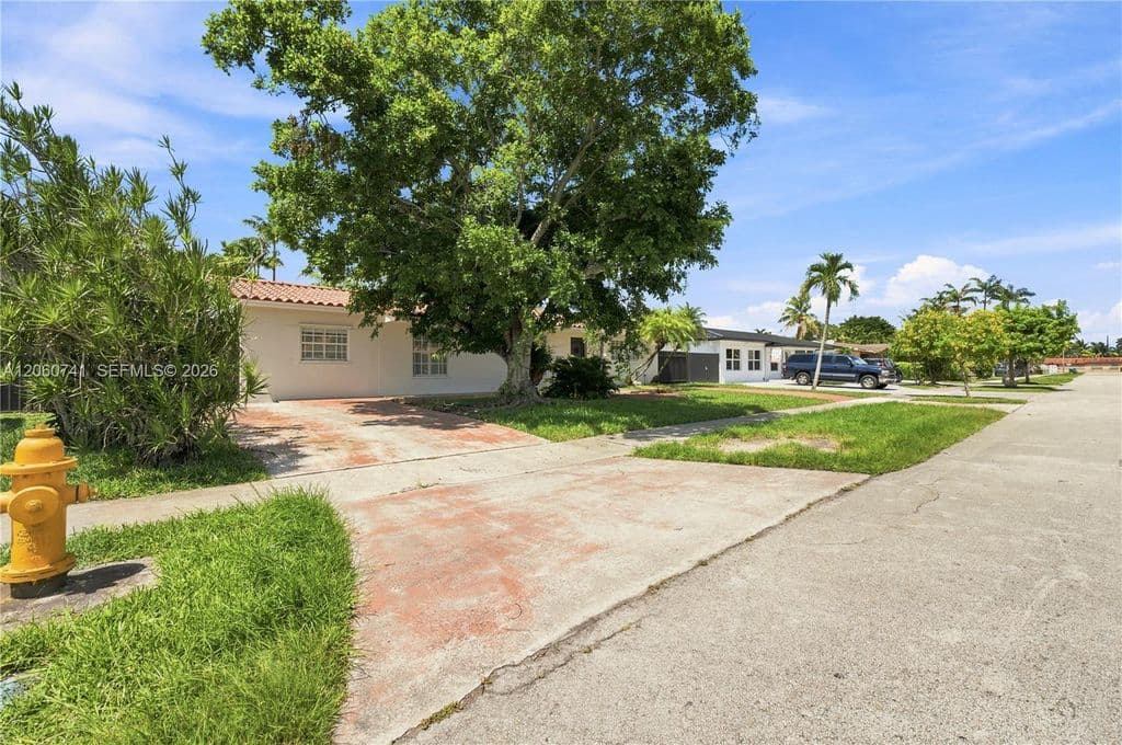 3-bedroom Single-Family Home — 11831 SW 31st St