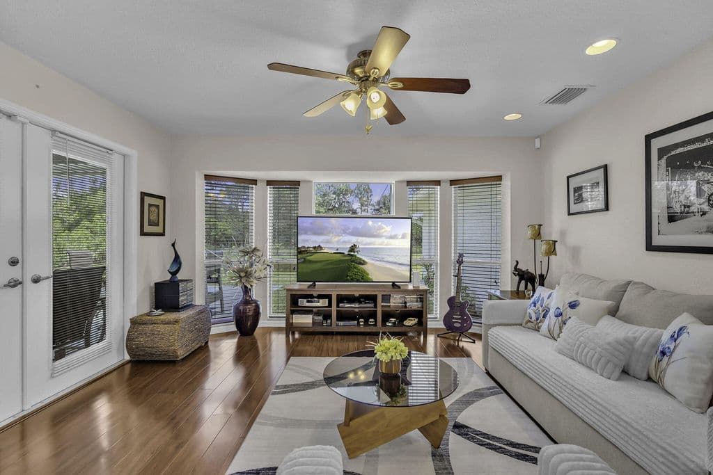 4+1 Müstakil ev — 11195 61st St Street N