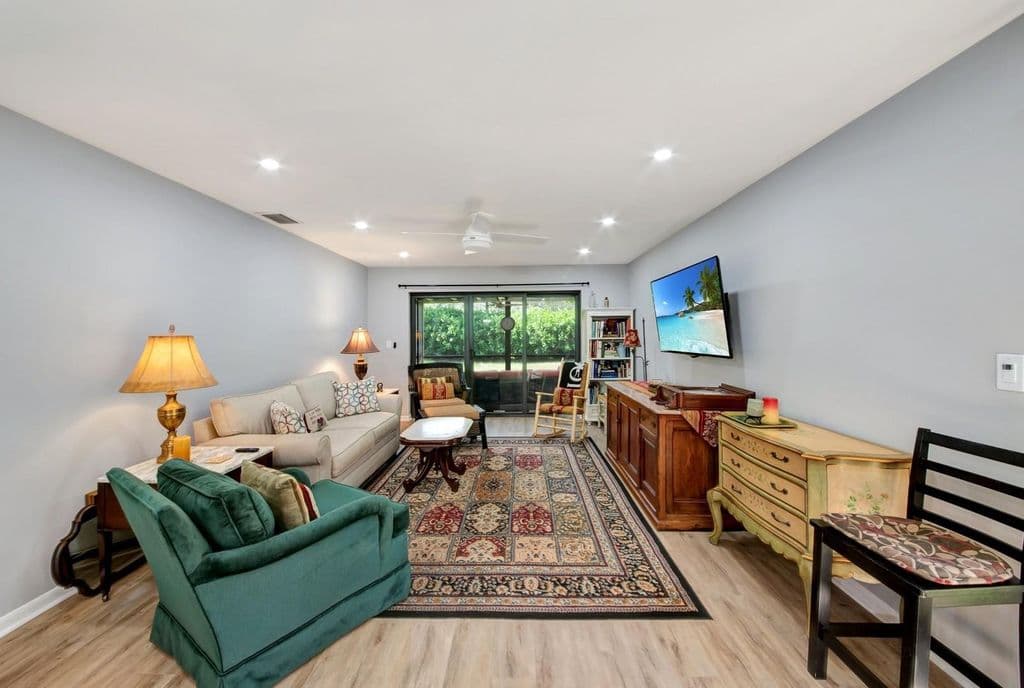 2-bedroom Single-Family Home — 4425 Cordia Circle