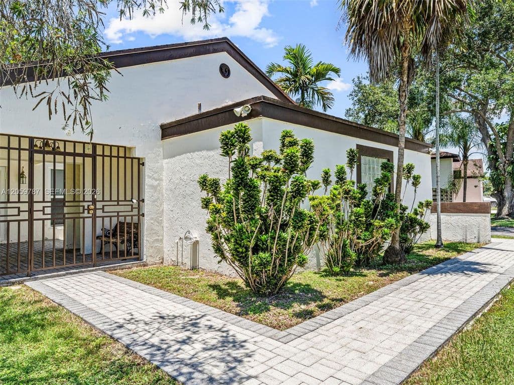 3-bedroom Single-Family Home — 15491 SW 153rd St