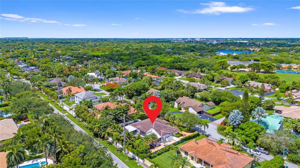 4-bedroom Single-Family Home — 16601 SW 87th Ct