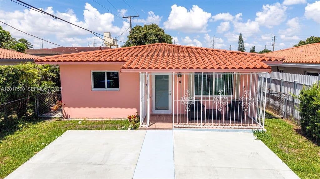 3-bedroom Single-Family Home — 10 NW 60th Ct