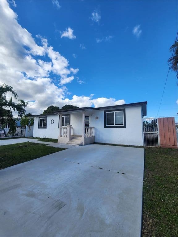 3-bedroom Single-Family Home — 4221 NW 169th Ter