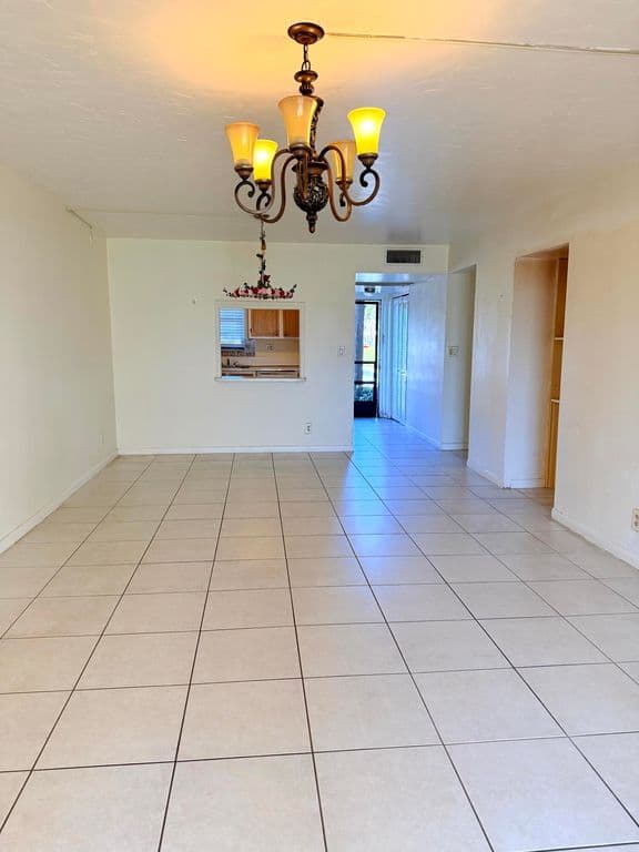 2-bedroom Condo — 9300 SW 8th Street #107