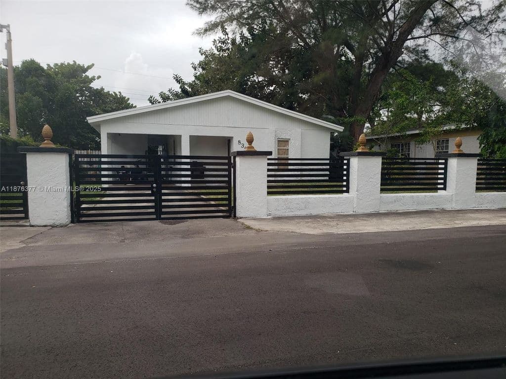 3-bedroom Single-Family Home — 839 NW 13th Ave