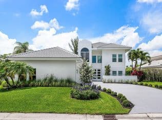 4-bedroom Single-Family Home — 9701 Spray Drive, West Palm Beach, 33411