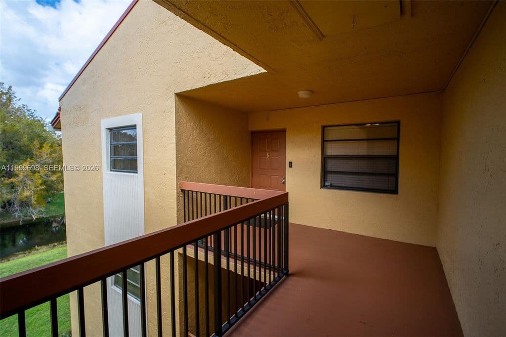 3+1 Condo — 2083 Coral Ridge Dr #N302