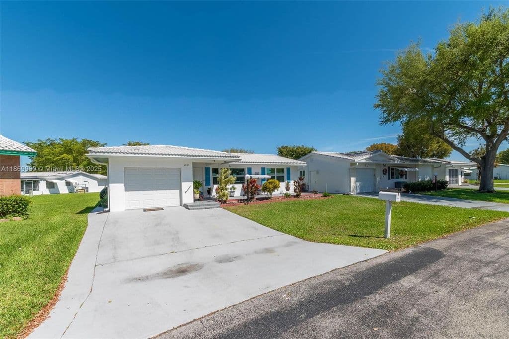 3+1 Müstakil ev — 9021 NW 13th St
