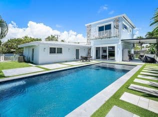 4-bedroom Single-Family Home — 5920 NE 21st Road, Fort Lauderdale, 33308