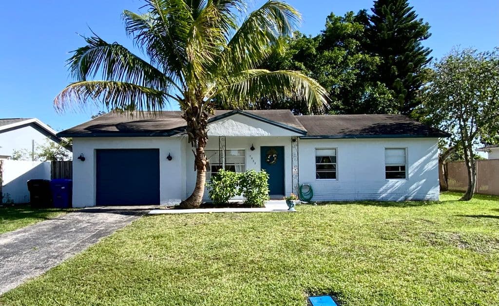 3+1 Müstakil ev — 7922 SW 5th Street