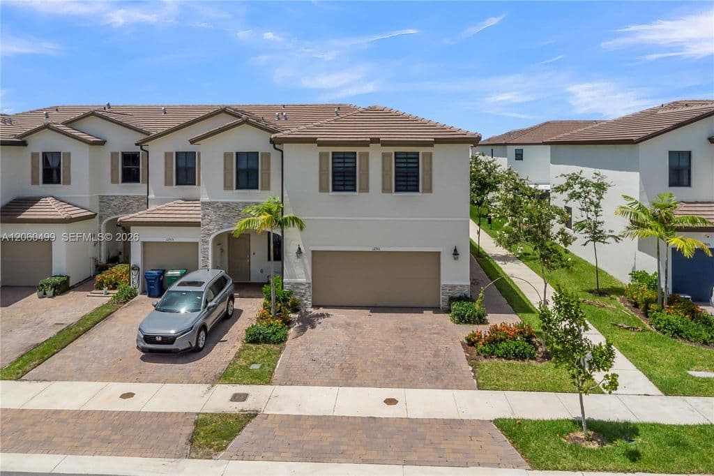 3-bedroom Property — 12911 SW 231st Ter