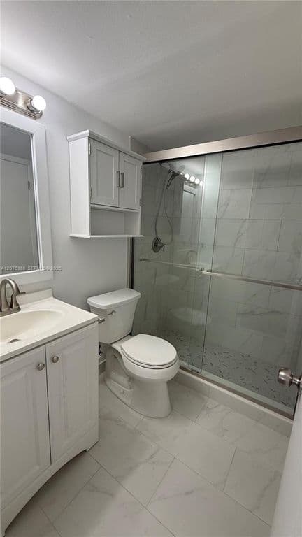 2+1 Condo — 2750 W 63rd Pl #12-24