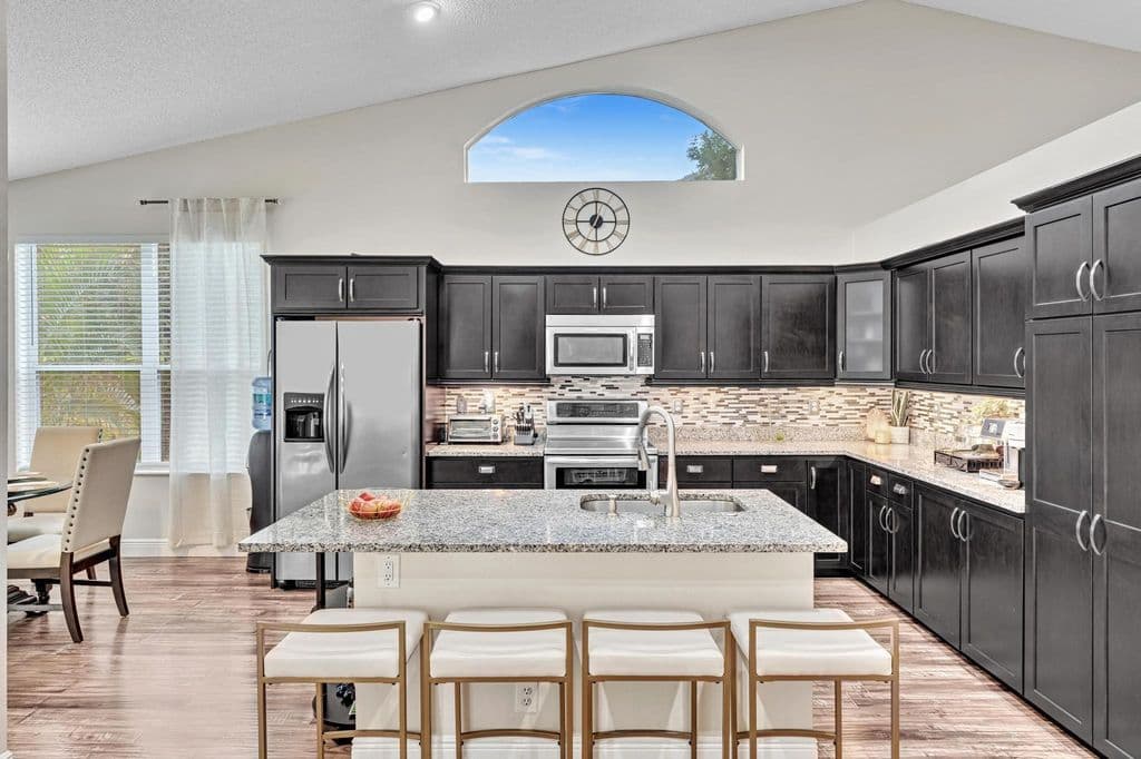 3+1 Müstakil ev — 7445 Rockbridge Circle