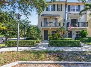 3-bedroom Townhouse — 169 CAT ROCK Lane, Jupiter, 33458