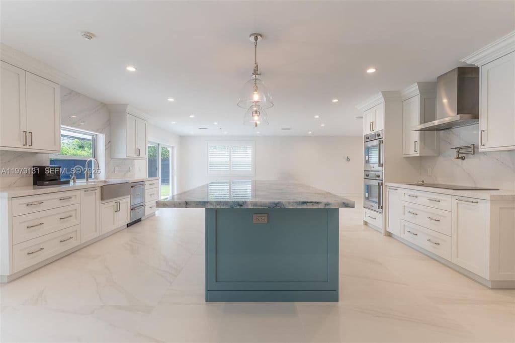 4+1 Müstakil ev — 14341 SW 78th Ct