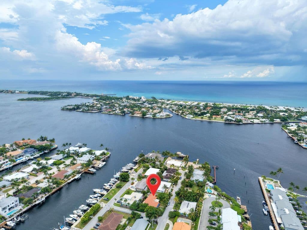 3-bedroom Single-Family Home — 815 South Road