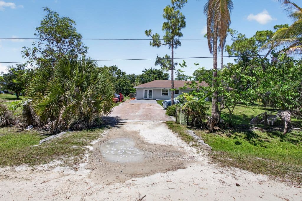 3-bedroom Single-Family Home — 16663 89th Place N
