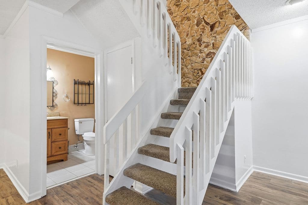 2-bedroom Property — 3349 Cocoplum Circle #33129