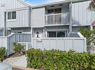 2-bedroom Townhouse — 6343 Riverwalk Lane #3, Jupiter, 33458